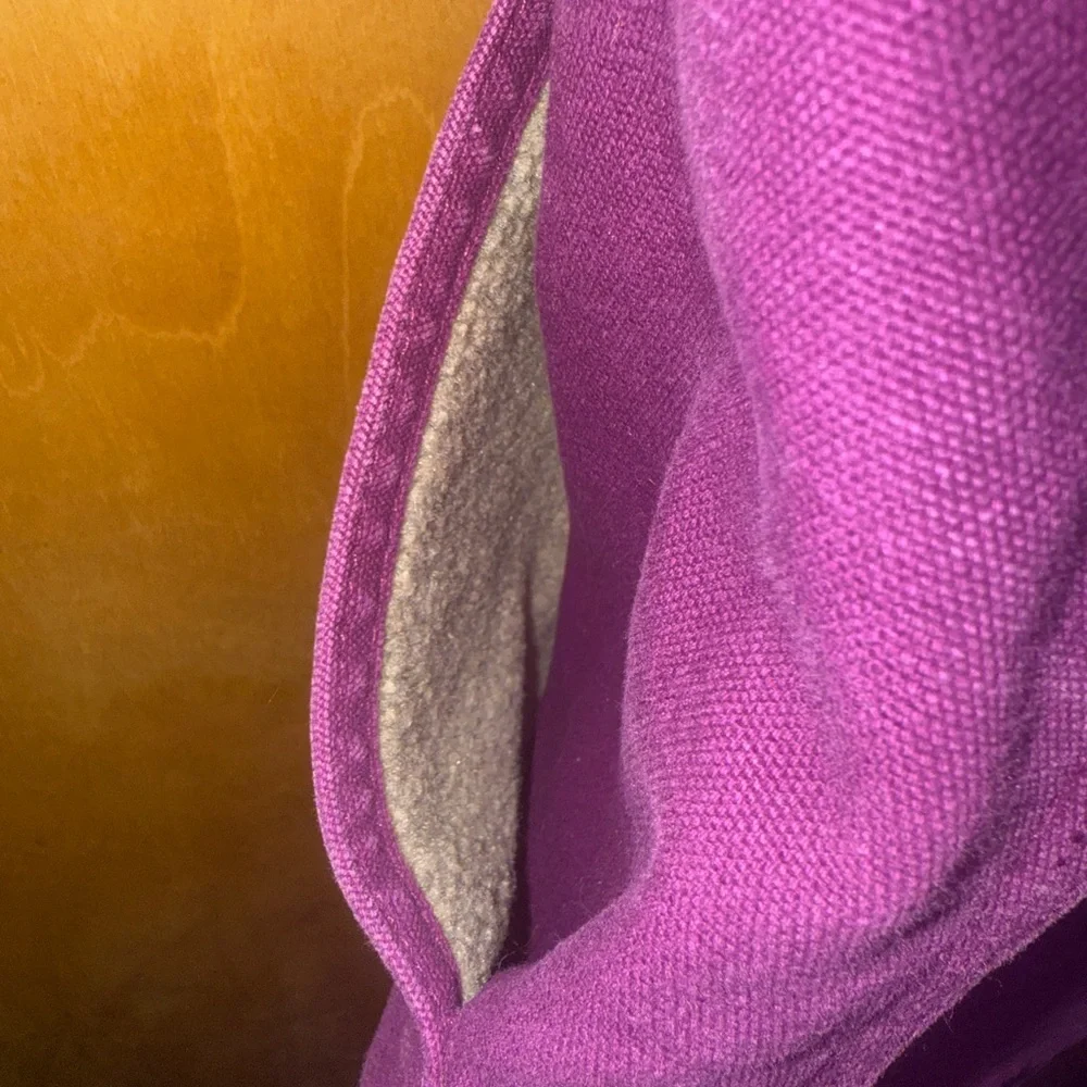 Carhartt Violet Vest with Sherpa Lining - Picture 7 of 8